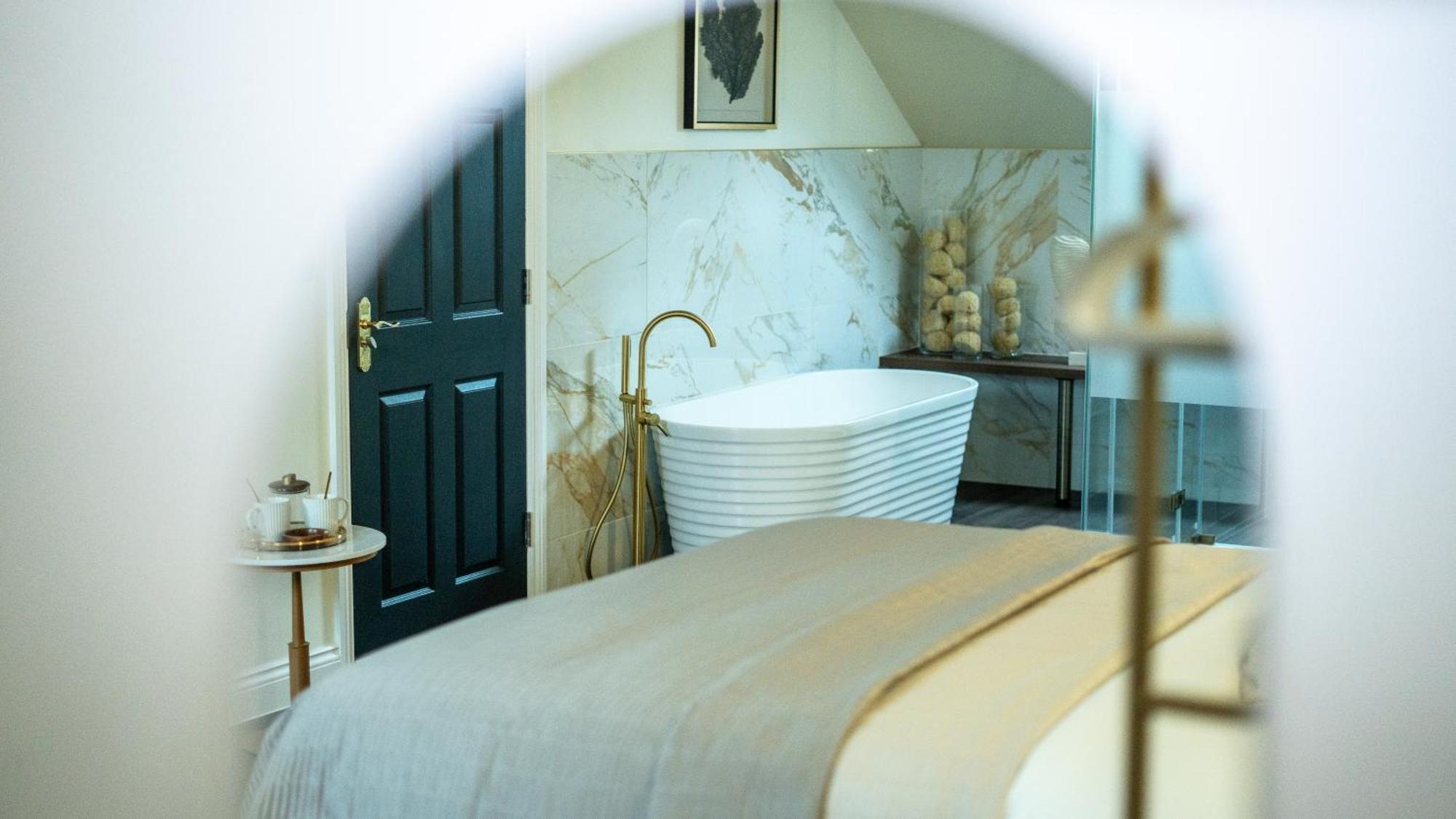 Howfield Hotel Merthyr Tydfil Ngoại thất bức ảnh